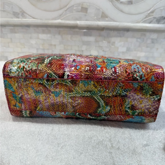 NWT Brahmin Hillary and Ady wallet in Reservoir Melboure Multi Crossbody bag - Picture 6 of 12